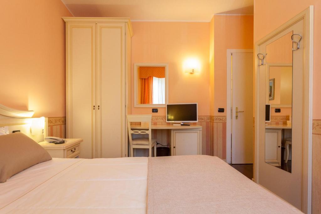 Hotel Gardenia & Villa Charme Adults Friendly 4Star Service Bardolino Quarto foto